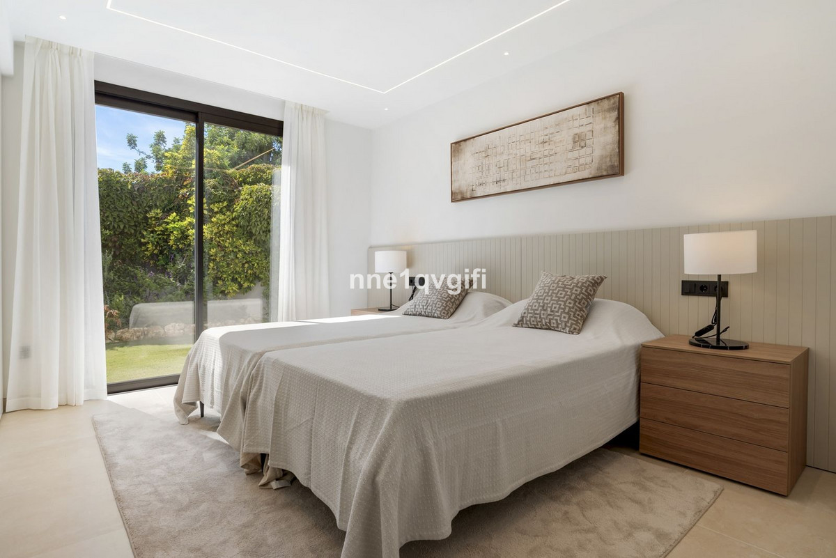 251eeb6e3675fa9dc5552fc7f30e6cf3 - 27