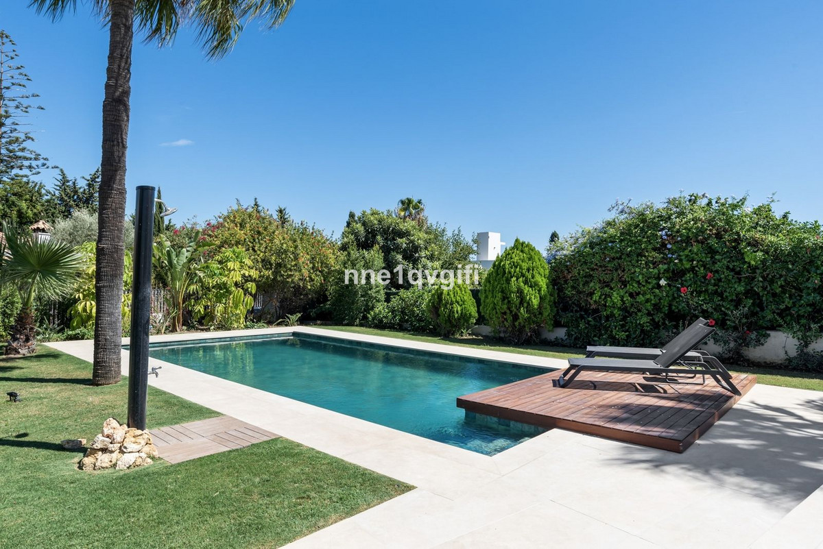 251eeb6e3675fa9dc5552fc7f30e6cf3 - 5