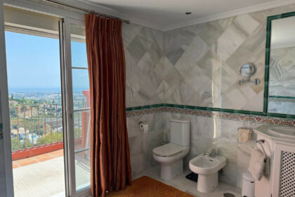 262c773bff9f7e2588b523bd06d99094 - 23