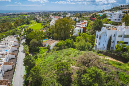 26ae8573b0e9070272fa2ca2806e1867 - 16