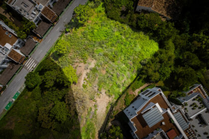 26ae8573b0e9070272fa2ca2806e1867 - 19