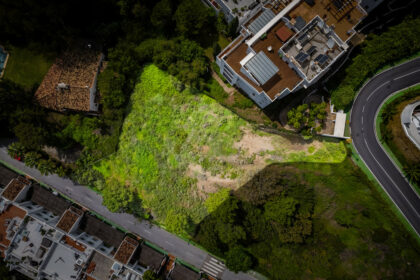 26ae8573b0e9070272fa2ca2806e1867 - 2