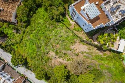 26ae8573b0e9070272fa2ca2806e1867 - 21