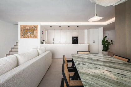 270c05a7f9c4e916c65867ac8855a375 - 14