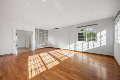 277a727a87cfcda276a0d35ad7ec91b4 - 9