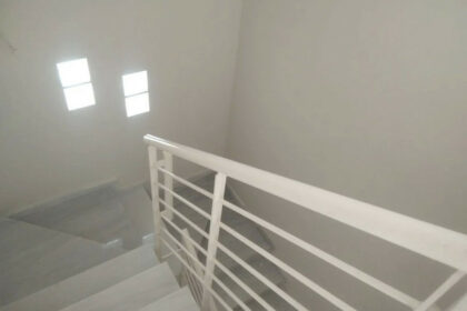 279907be29c995c08fa4e84ed15d5524 - 23