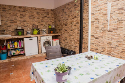 27c0db8cb27369e99a79cb2729dc3a65 - 26