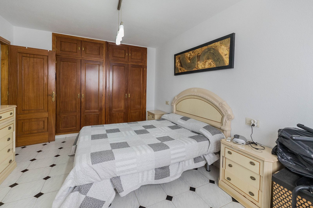 27c0db8cb27369e99a79cb2729dc3a65 - 33