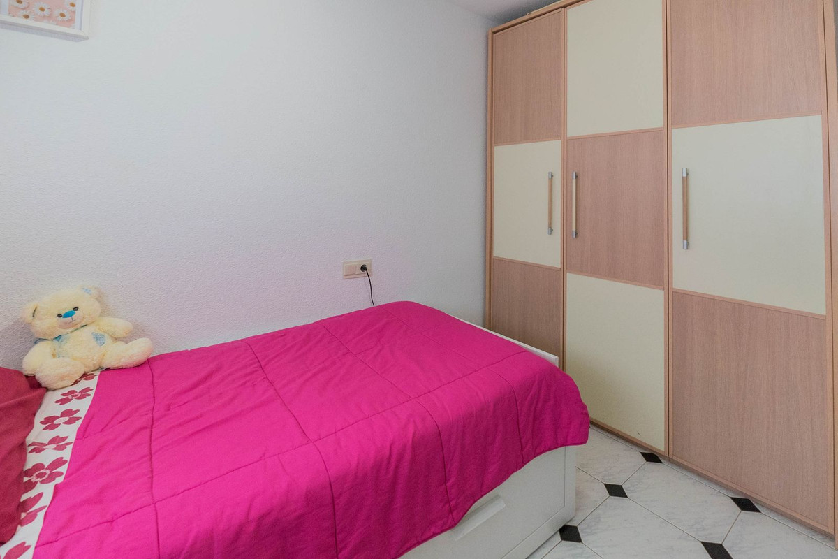 27c0db8cb27369e99a79cb2729dc3a65 - 38