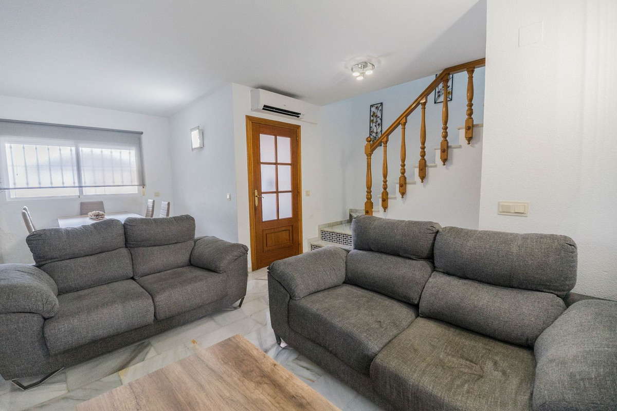 27c0db8cb27369e99a79cb2729dc3a65 - 8