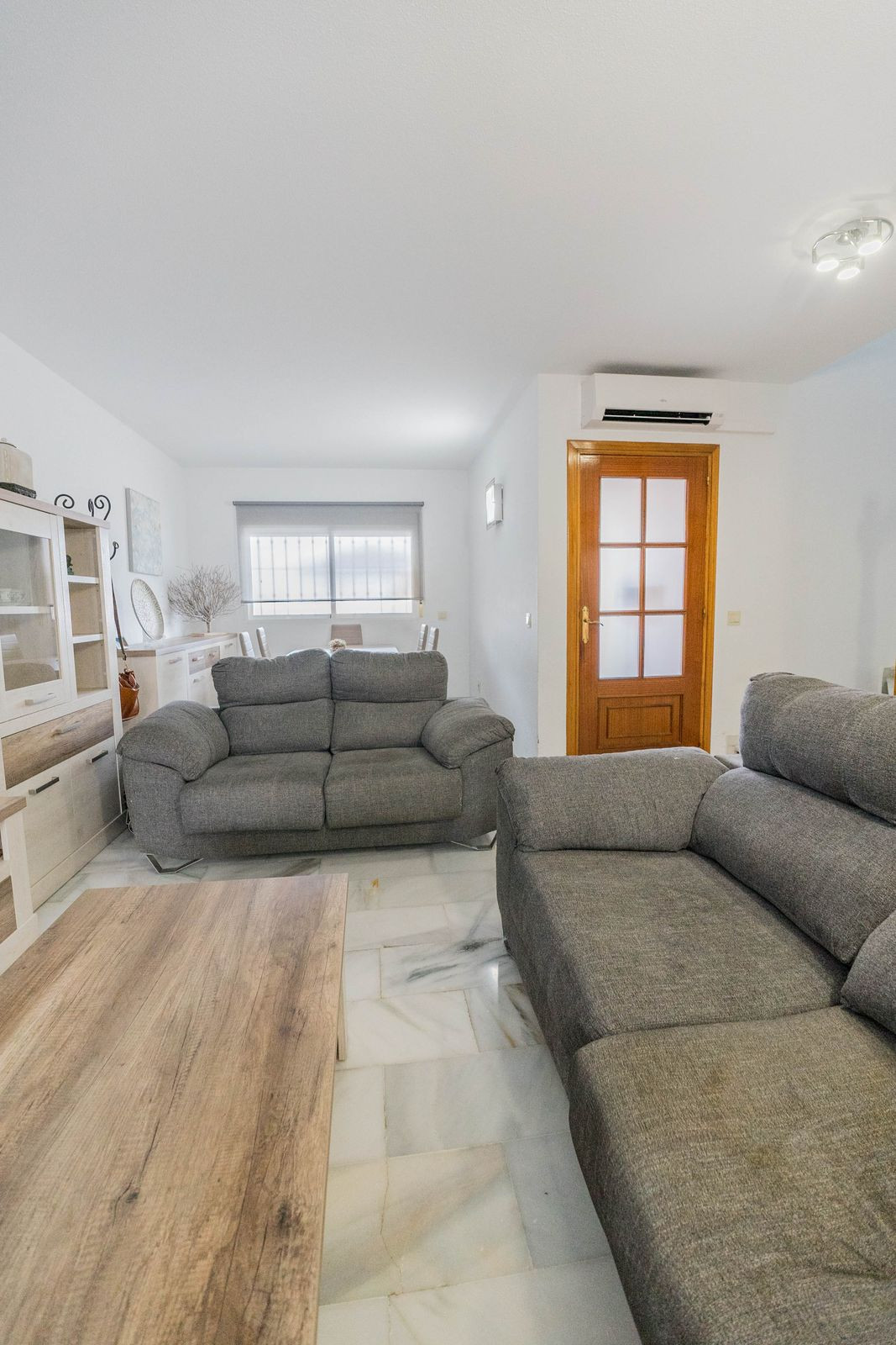 27c0db8cb27369e99a79cb2729dc3a65 - 9