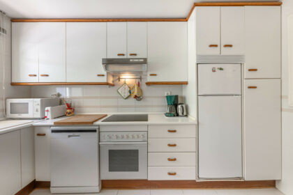 280b428b65c8dcbb47dc4e90618b1d18 - 18