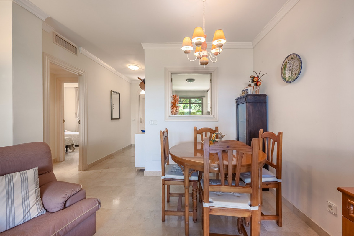 280b428b65c8dcbb47dc4e90618b1d18 - 23