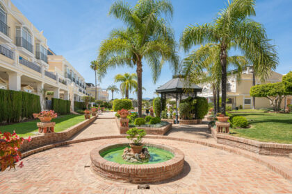 280b428b65c8dcbb47dc4e90618b1d18 - 37