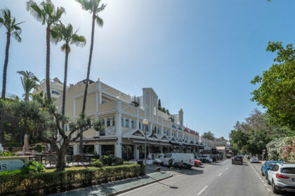 280b428b65c8dcbb47dc4e90618b1d18 - 41