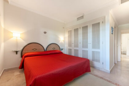 280b428b65c8dcbb47dc4e90618b1d18 - 5