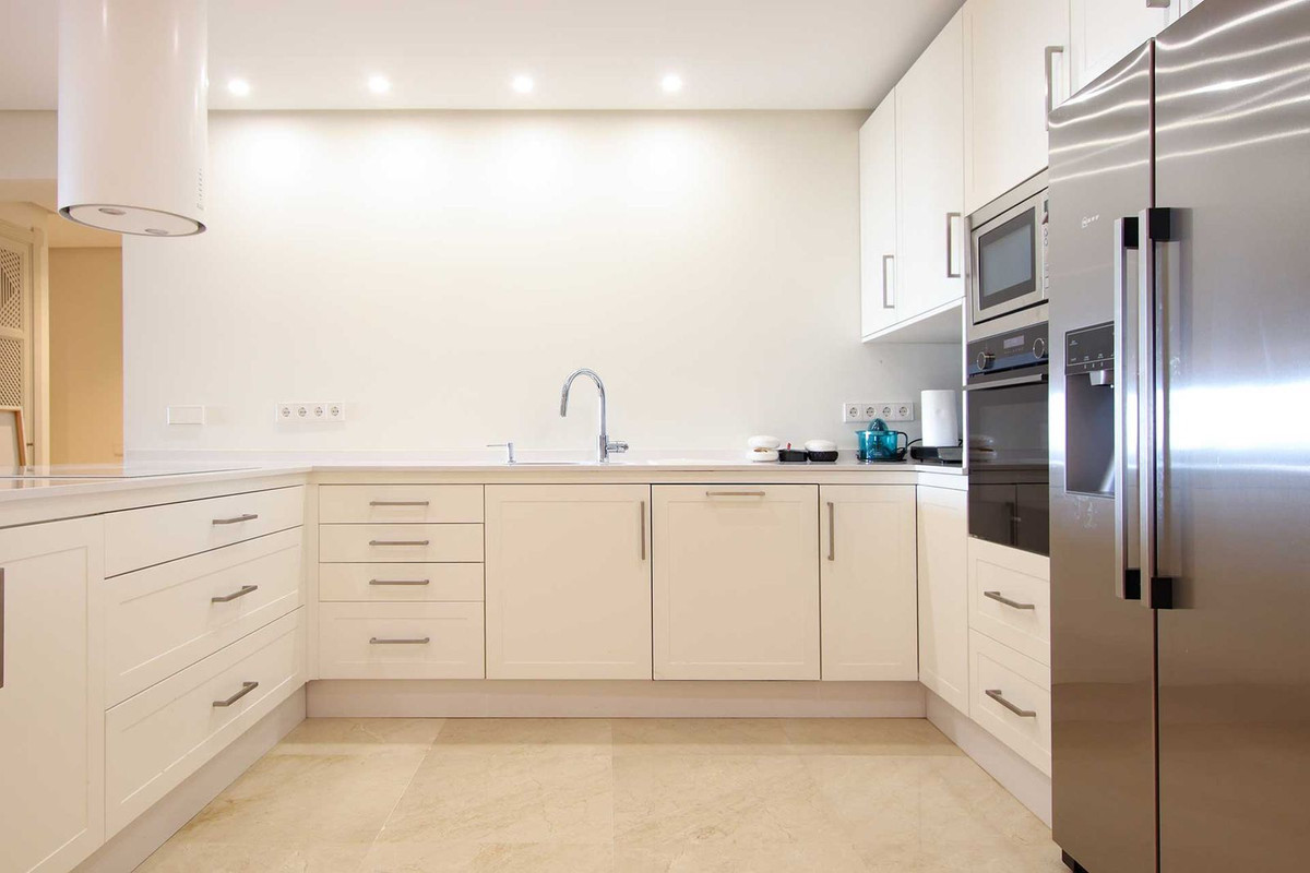 28c95c24c8e7766fdf009e3725fbac12 - 16