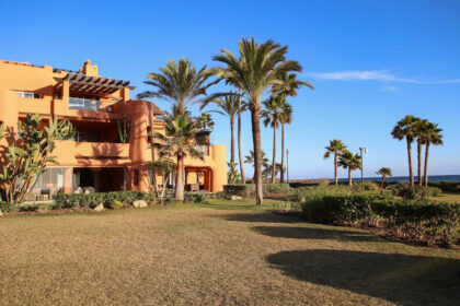 28c95c24c8e7766fdf009e3725fbac12 - 4