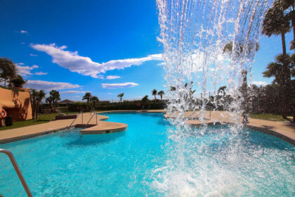 28c95c24c8e7766fdf009e3725fbac12 - 41