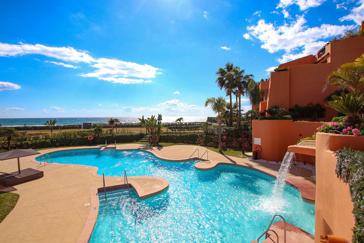 28c95c24c8e7766fdf009e3725fbac12 - 43