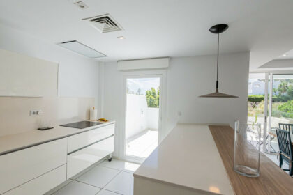 299ae5d859561885479eedc7fd3075f0 - 13