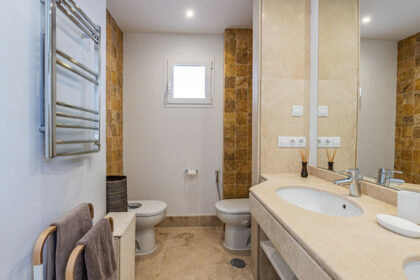 299ae5d859561885479eedc7fd3075f0 - 25