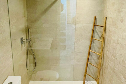 29a818fb667fef4fed3da7cae742559f - 23