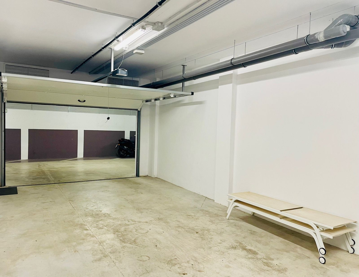 29a818fb667fef4fed3da7cae742559f - 34