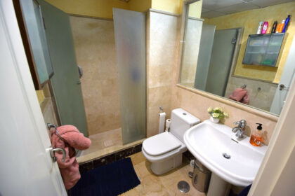 2a0869f1504ff4df0bff60eb96983594 - 13