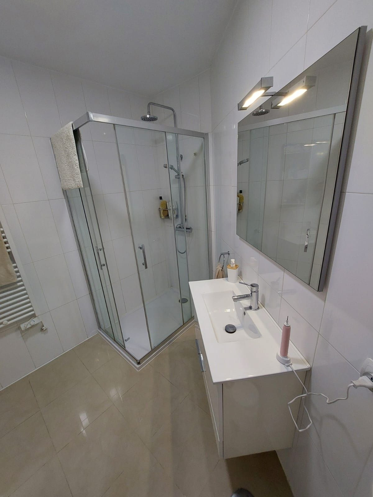 2a0ab89b16f432f0333fb3f59c534645 - 16