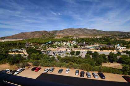 2a6adef743bf45acc46bea386cf26d5a - 24