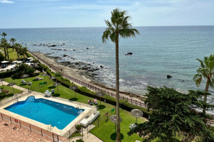 2ab315122f7e98f0cdbf65d4e21cd7ae - 13