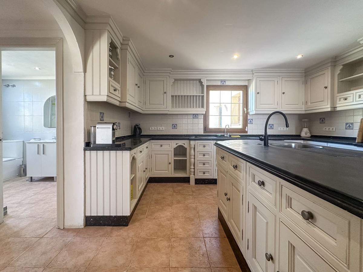 2c262fc61ee3341076d1fe064f27967f - 10