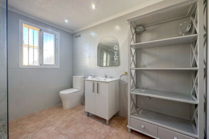 2c262fc61ee3341076d1fe064f27967f - 14