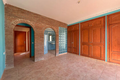 2c262fc61ee3341076d1fe064f27967f - 19