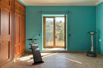 2c262fc61ee3341076d1fe064f27967f - 21