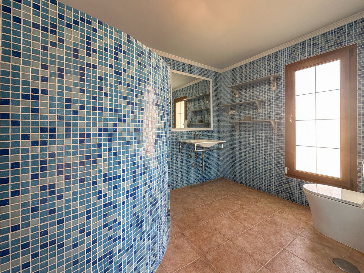 2c262fc61ee3341076d1fe064f27967f - 23