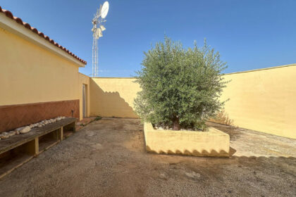 2c262fc61ee3341076d1fe064f27967f - 29