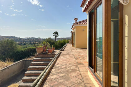 2c262fc61ee3341076d1fe064f27967f - 33