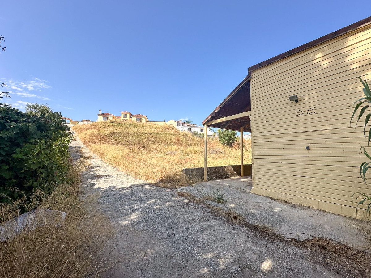 2c262fc61ee3341076d1fe064f27967f - 43