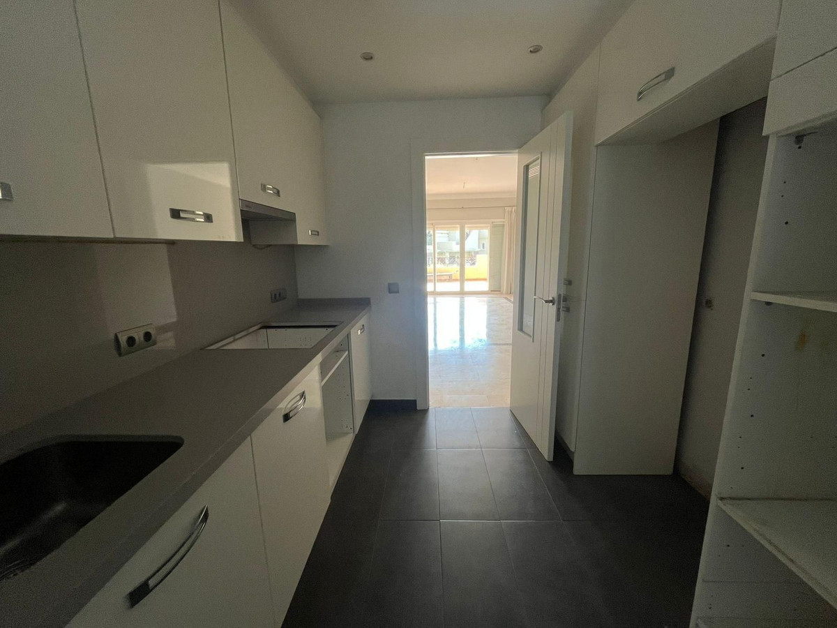 2c27131b25abaa28c7e4f04976d1cfd4 - 11