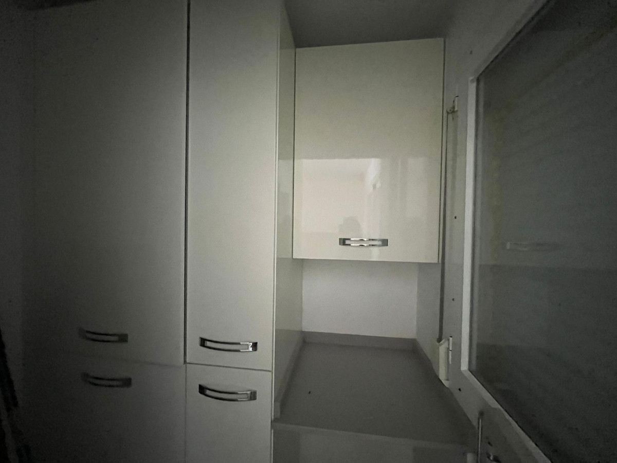 2c27131b25abaa28c7e4f04976d1cfd4 - 13