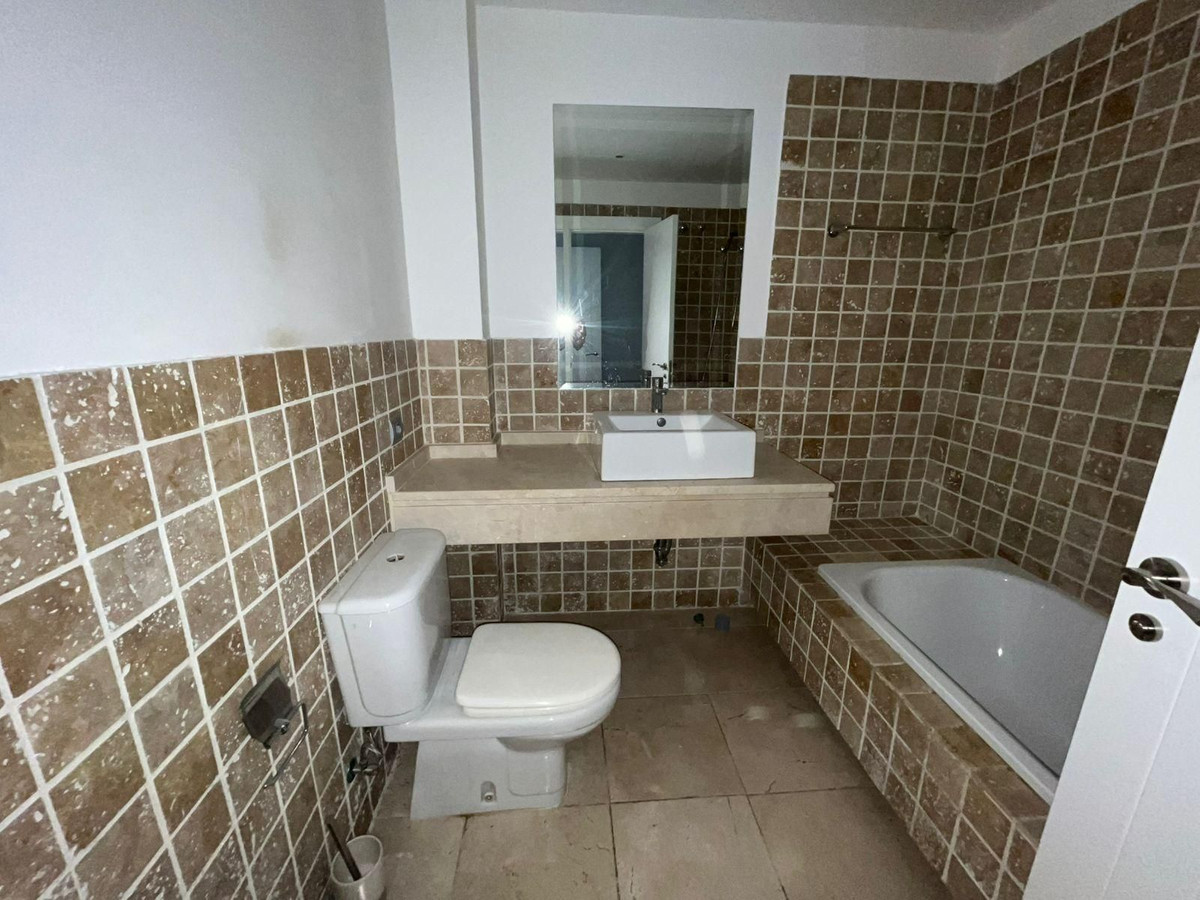 2c27131b25abaa28c7e4f04976d1cfd4 - 14