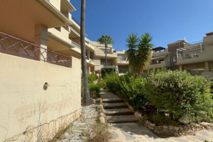 2c27131b25abaa28c7e4f04976d1cfd4 - 16