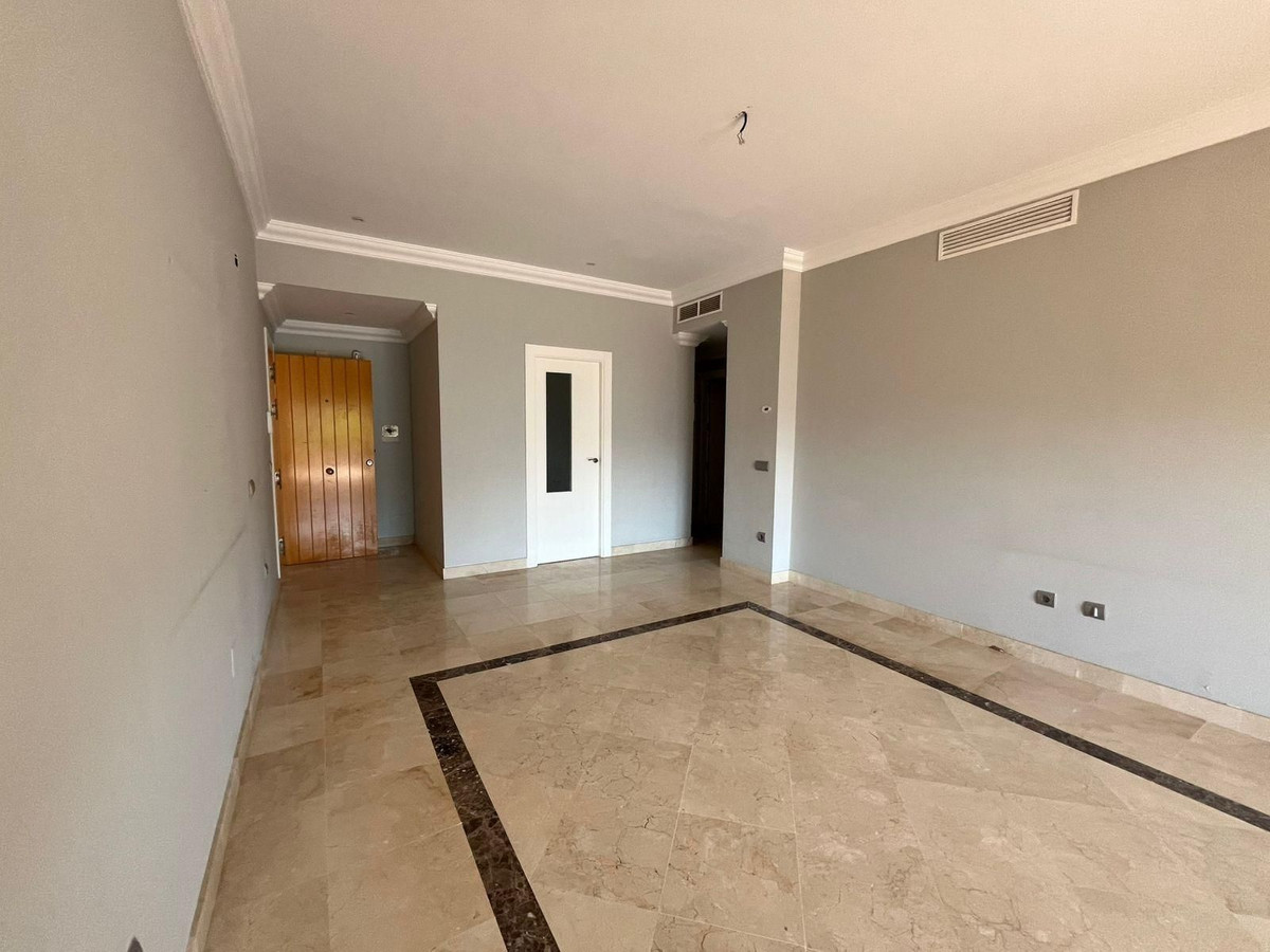 2c27131b25abaa28c7e4f04976d1cfd4 - 7