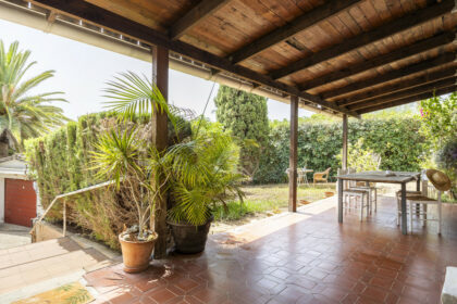 2c7e96596a4b887ba2ac99a9773a0c7e - 18