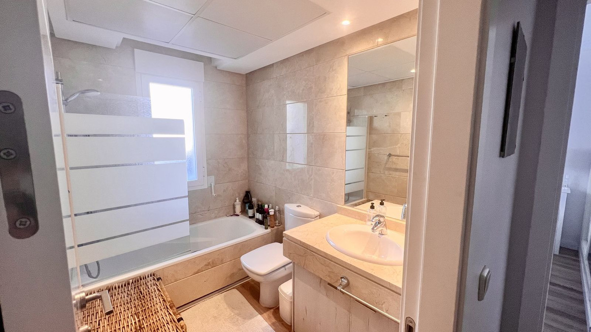 2cdad2dedcea143d93dfef5948b74cfd - 12