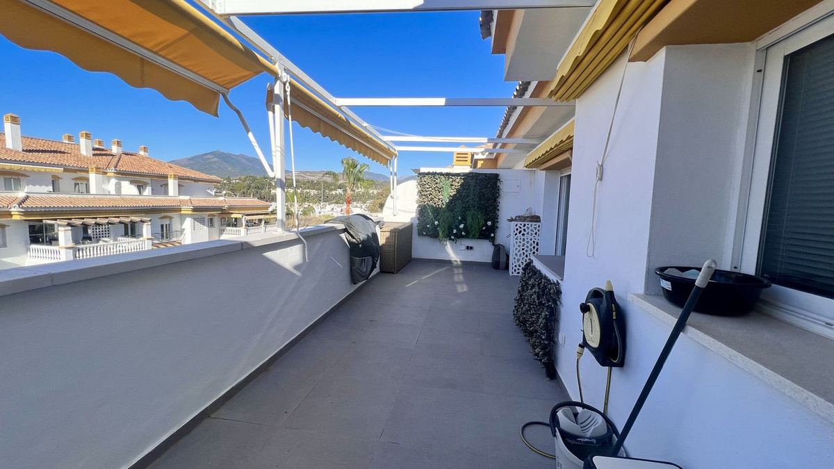 2cdad2dedcea143d93dfef5948b74cfd - 20