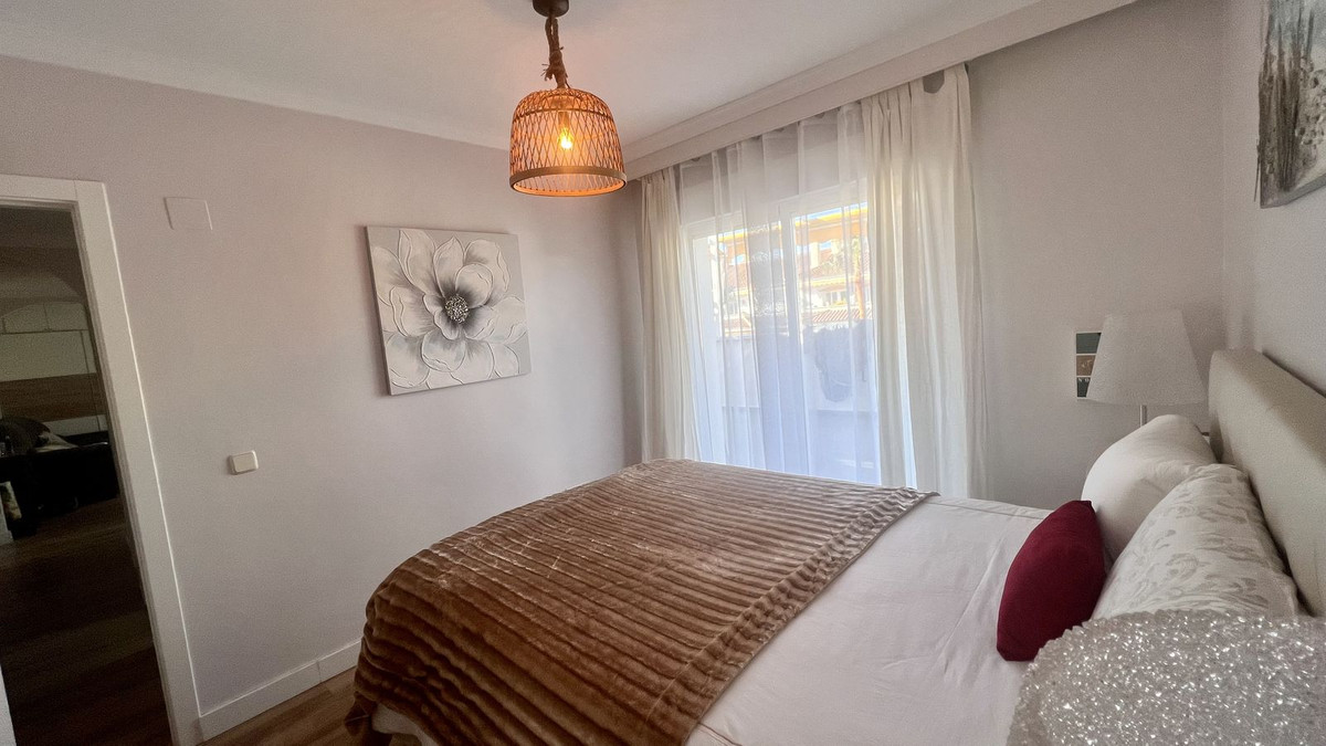 2cdad2dedcea143d93dfef5948b74cfd - 8