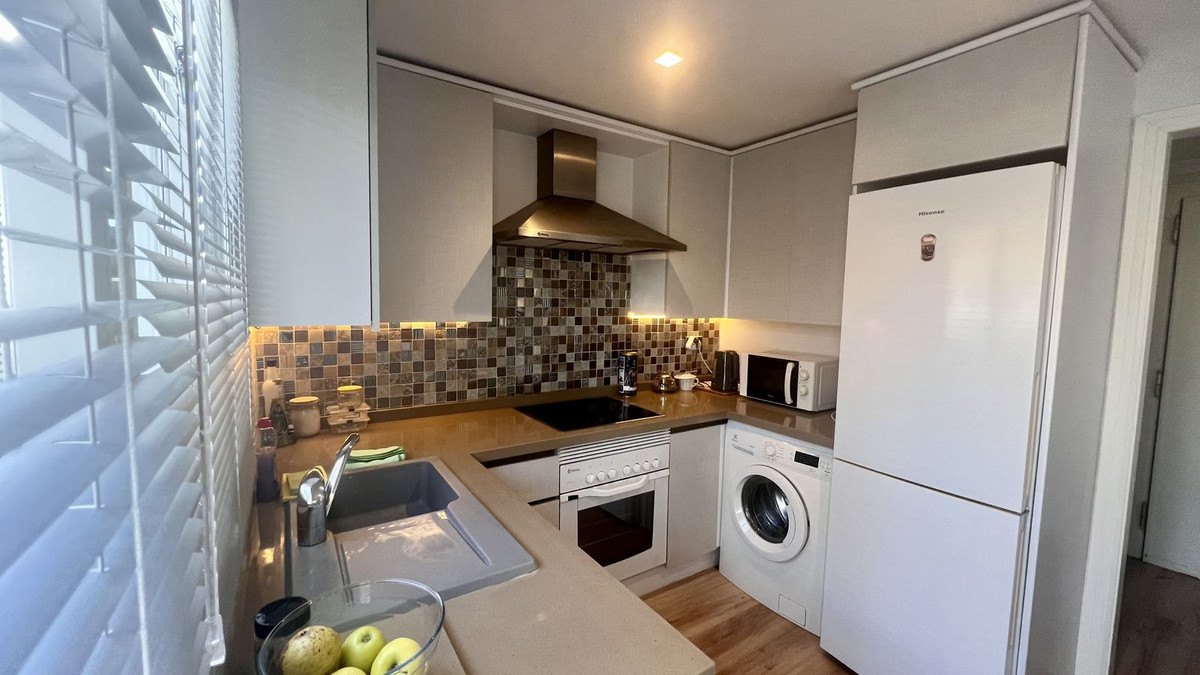 2cdad2dedcea143d93dfef5948b74cfd - 9